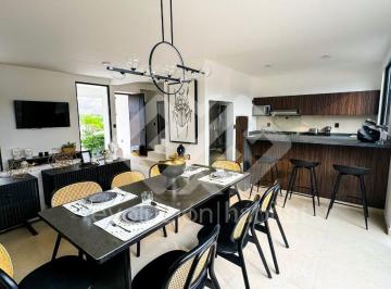 Casa en condominio de 3 habitaciones, Xochitepec · Casa Club, Residencial Almanta, Xochitepec, Morelos