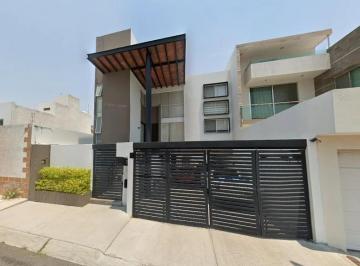 Casa de 3 habitaciones, Querétaro · Hermosa Casa en Venta en Colinas del Cimatario, Querétaro, Remate Bancario