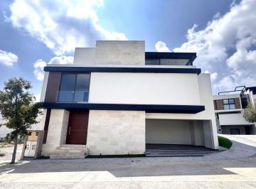 Casa de 3 habitaciones, San Luis Potosí · Casa en Venta en Lomas del Pedregal en San Luis Potosi