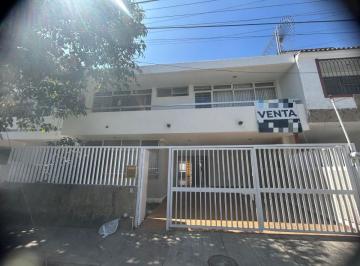 Casa uso de suelo de 4 habitaciones, Guadalajara · Venta de Propiedad con Uso de Suelo Estratégico Cerca de Av Américas