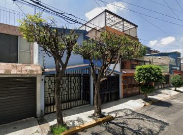 Casa de 3 habitaciones, Gustavo A. Madero · Bonita Casa de Remate Bancario en Lindavista