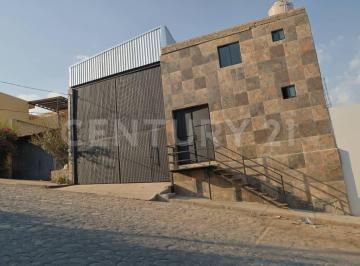 Bodega comercial · 216m² · Bodega Comercial en Venta, Col. Cerro del Cuatro, Tlaquepaque, Jal.