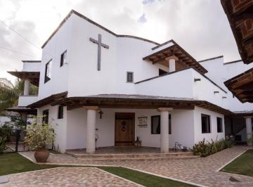 Casa · 840m² · 5 Recámaras · 3 Estacionamientos · Casa de 5 Recamaras en Venta en Campestre Playa del Carmen