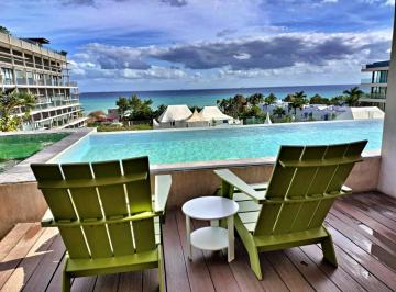 Departamento · 132m² · 3 Recámaras · 1 Estacionamiento · Condo con Vista Al Mar de 3 Recamaras y 2.5 Baños, Ubicado en Coco Beach Playa del Carmen