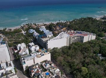 Departamento · 162m² · 2 Recámaras · 1 Estacionamiento · Departamento de 2 Recámaras y 2.5 Baños en Venta en El Centro de Playa del Carmen