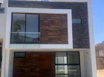 Casa de 3 habitaciones, Zapopan · Hermosa y Moderna Casa en San Isidro Residencial