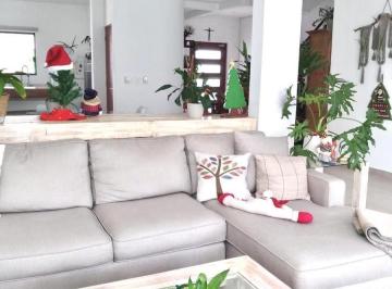 Casa · 280m² · 4 Recámaras · Casa Aqua Residencial