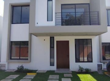 Casa de 4 habitaciones, Jiutepec · Casa con Alberca y Jardin Privado 4 Recamaras