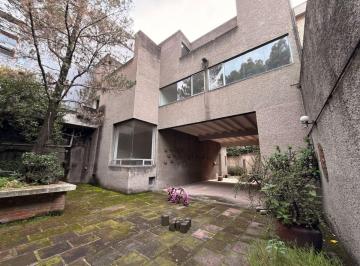 Casa de 4 habitaciones, Tlalpan · Casa con 390 m² de Terreno, 490 m² Constr. Frente Al Parque Central en Venta en Parque del Pedregal