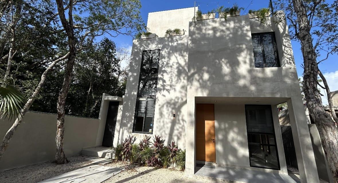 House in Tulum Center