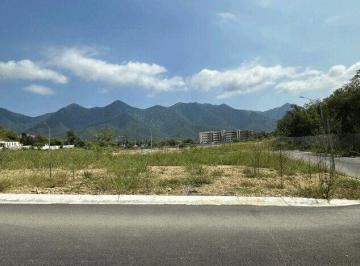 Terreno / Lote · 204m² · Terreno en Venta Viñedos de Sicilia, Carretera Nacional