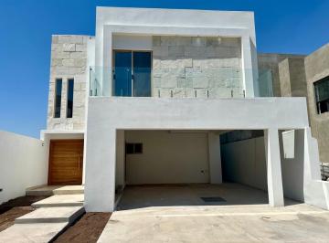 Casa · 278m² · 3 Recámaras · Se Vende Casa en Fraccionamiento Bosque Real
