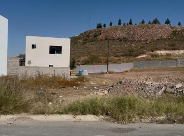Terreno / Lote · 221m² · Terreno en Residencial Denali Cerca del Rejón
