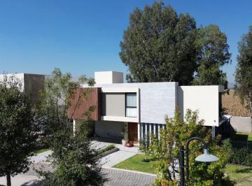 Casa en condominio de 4 habitaciones, Zapopan · Casa en Venta Coto San Acasio, Zona Real Zapopan