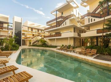 Departamento · 86m² · 1 Recámara · 1 Estacionamiento · Pent House con Roof Top Privado y Jacuzzi en Renta, Tulum, Q. Roo