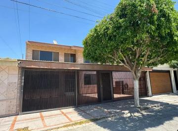1 · Casa en Venta en San Isidro, Torreón, Coahuila de Zaragoza