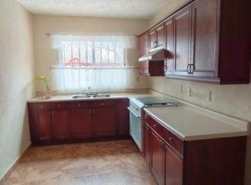 Casa de 3 habitaciones, Emiliano Zapata · Casa en Venta a 400 m² El Tecmilenio Col. Tres de Mayo Cuernavaca Mor. $3,850,000