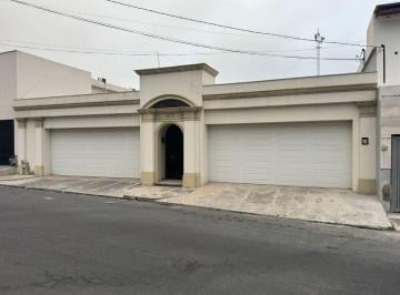 Casa Venta 500m² de 3 habitaciones · Casa en Venta en Cumbres 2do Sector