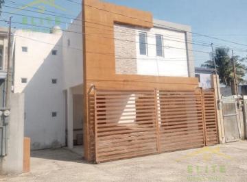 Casa · 140m² · 3 Recámaras · 2 Estacionamientos · Departamento Amueblado
