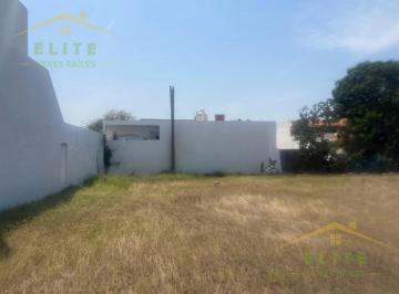 Terreno / Lote · 583m² · Terreno en Venta Petrolera Chairel