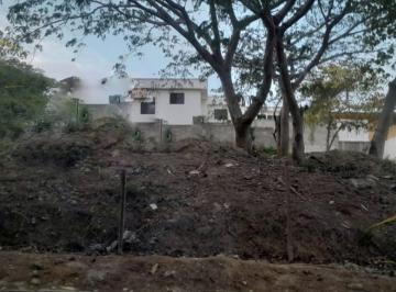 Terreno / Lote · 800m² · Terrenos en Venta Lomas de Rosales