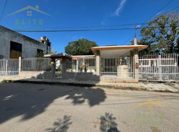 Casa · 210m² · 3 Recámaras · 4 Estacionamientos · Casaen Venta Col. Tampico Altamira