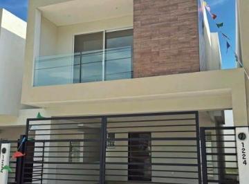 Casa · 3 Recámaras · 2 Estacionamientos · Casas en Venta Fraccionamiento Residencial Floresta Altamira