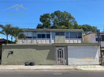 Casa · 317m² · 4 Recámaras · 3 Estacionamientos · Casa en Venta Col. Petrolera