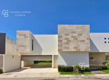 Casa de 3 habitaciones, Alvarado · Casa en Venta con Alberca en Fraccionamiento Lomas del Sol. Riviera Veracruzana