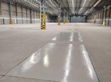 c3a3e7670aed08b4cbd11da6aed1009ad196f5e3636a05ea7e23576be6e00795 · Nave en Renta, "Parque Industrial El Florido"
