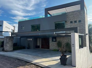Casa de 4 habitaciones, Morelia · Casa en Venta en Lomas de Las Américas Sur, Morelia