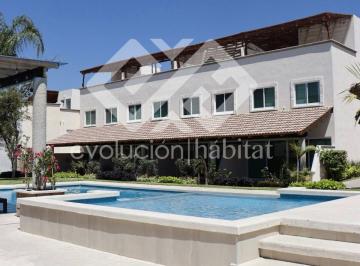 Casa en condominio de 4 habitaciones, Xochitepec · Casa en Condominio con Alberca, en Xochitepec