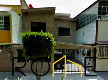 Casa de 3 habitaciones, Azcapotzalco · ¡Casa en Nueva Santa Maria Azcapotzalco, de 231 m², 3 Recamaras, en Recuperacion!