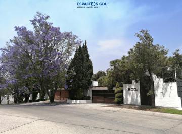 Casa de 4 habitaciones, Zapopan · Oportunidad: Residencia Para Remodelar en 1,600 m² con Vista.