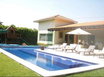 Casa de 3 habitaciones, Jiutepec · Excente Residencia de Lujo en Fraccionamiento Exclusivo