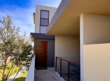 Departamento · 115m² · 3 Recámaras · 2 Estacionamientos · Depa de Lujo, 3 Recámaras y Terraza en Zakia, Querétaro