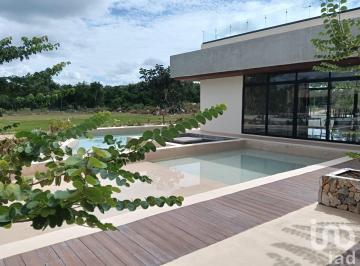 Terreno / Lote · 300m² · Terreno en Privada Al Norte de Merida, Salama de Cabo Norte, Yucatan