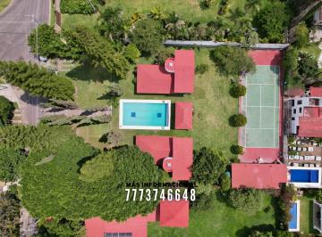 Casa de 7 habitaciones, Atlatlahucan · Finca a Precio de Terreno | Gran Alberca y Cancha de Tenis | Lomas de Cocoyoc