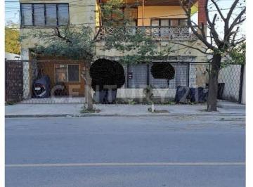 Casa · 235m² · 4 Recámaras · Casa en Venta en Col. Chapultepec en San Nicolas de Los Garza