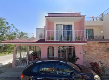 Casa de 3 habitaciones, Centro · Venta de Casa en Natividad Arias Las Delicias Tabasco