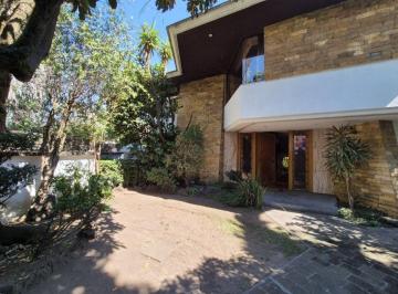 Casa de 3 habitaciones, Miguel Hidalgo · Casa con Dos Frentes en Venta en Bosque de Las Lomas