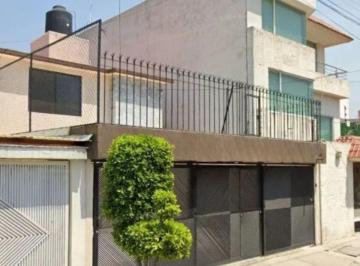 Casa de 3 habitaciones, Iztapalapa · Venta de Casa en Lomas Estrella Segunda Seccion Iztapalapa. Recuperacion Bancaria