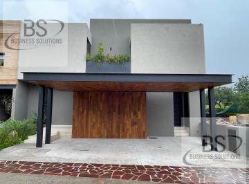 Casa · 343m² · 4 Recámaras · 3 Estacionamientos · Casa Venta Altozano / Fogata $11,790,000