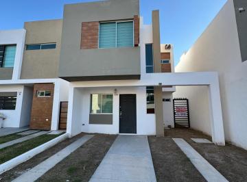 Casa · 3 Recámaras · Casa en Culiacán