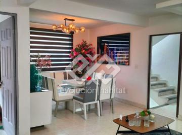 Casa de 2 habitaciones, Cuernavaca · Casa Sola en Venta en Cuernavaca Centro