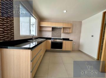 Casa en condominio · 202m² · 3 Recámaras · 2 Estacionamientos · Casa Venta El Pueblito en Condominio con Alberca Corregidora Queretaro
