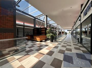 Local comercial · 61m² · Local Renta Plaza Comercial El Marques Queretaro Cerca Los Encinos