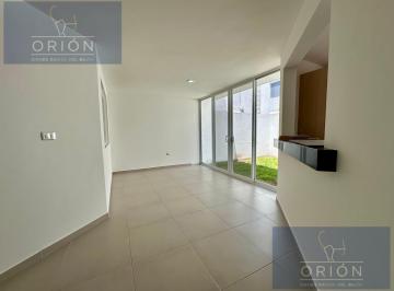 Casa en condominio · 202m² · 3 Recámaras · 2 Estacionamientos · Casa Venta El Pueblito en Condominio con Estudio Corregidora Queretaro