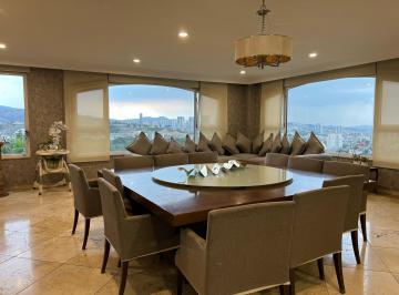 Departamento · 260m² · 3 Recámaras · 3 Estacionamientos · Departamento en Villas Fiesole