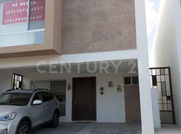 Casa · 165m² · 3 Recámaras · 2 Estacionamientos · Venta de Casa en Cumbres Provenza, Querétaro